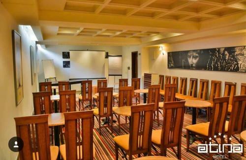 Hotel Atina