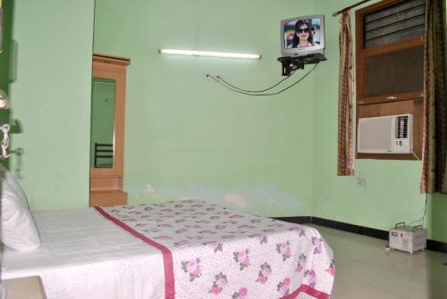 Hotel Viren International