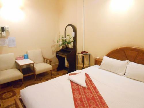 Nakhonesack Hotel 3