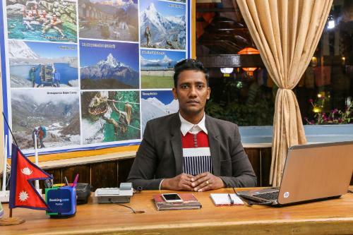 Hotel Silver Oaks Inn