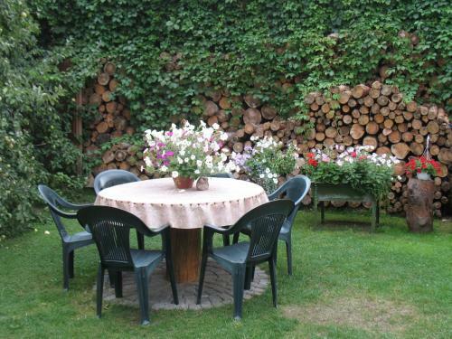 Hostal Pulkvedis Guest House