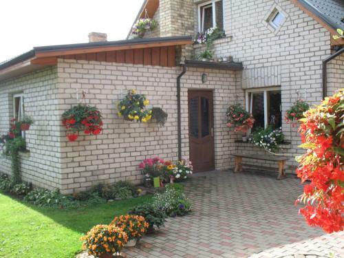 Hostal Pulkvedis Guest House
