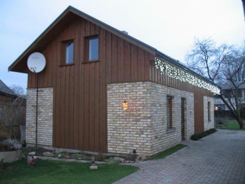Hostal Pulkvedis Guest House