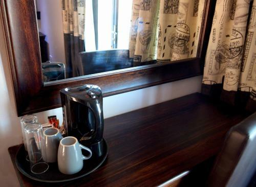 Hostal Barnstormers Rest