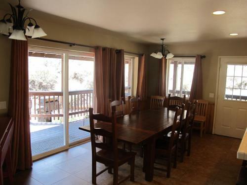 Hotel Convict Lake Resort