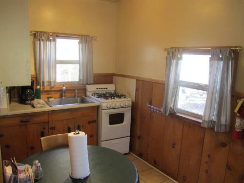 Hotel Convict Lake Resort