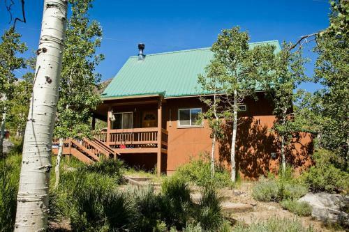 Hotel Convict Lake Resort