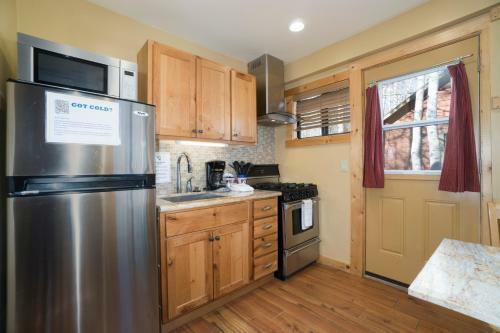 Hotel Convict Lake Resort