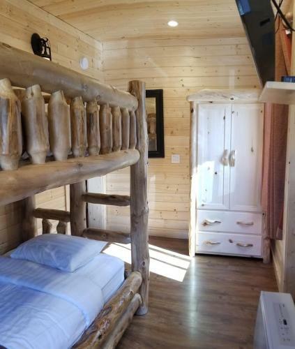 Hotel Convict Lake Resort