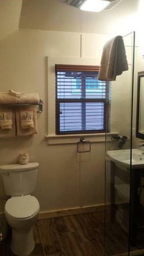 Hotel Convict Lake Resort