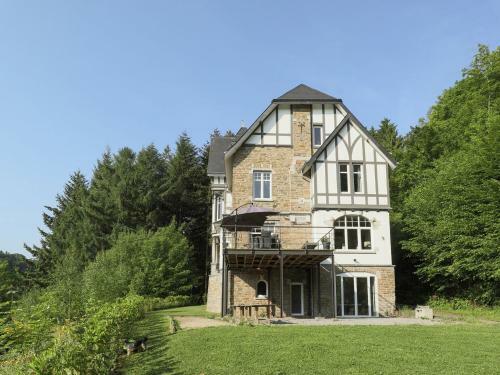 Villa Hez-de-s�verin