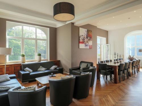 Villa Hez-de-s�verin