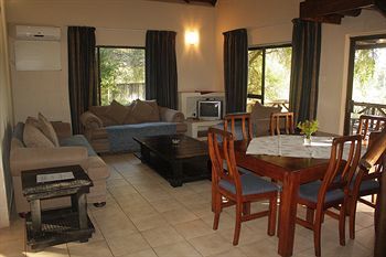 Hotel Hippo Pools Resort