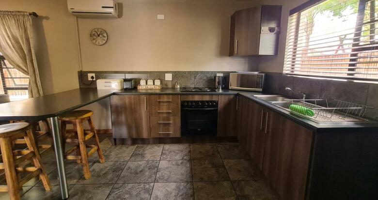 Hostal Klein Bosveld Guest House