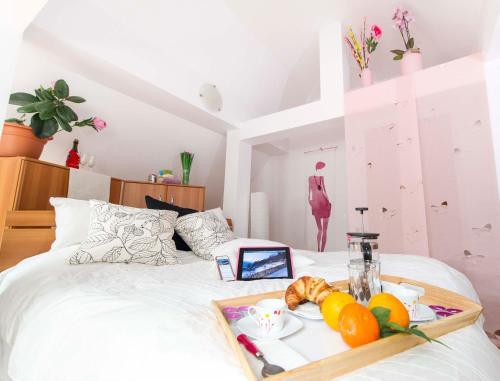 9 Suites Aparthotel
