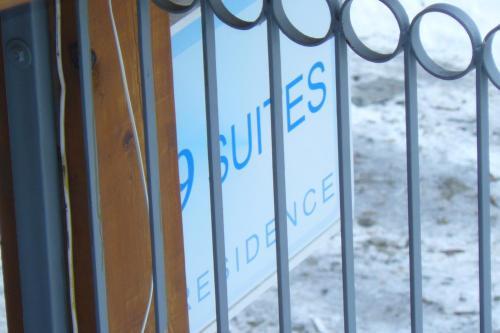 9 Suites Aparthotel