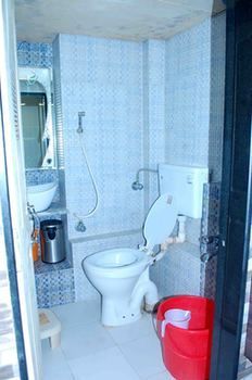 Hostal Hotel New India
