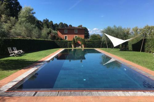 Hostal Villa La Flora