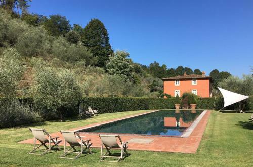 Hostal Villa La Flora
