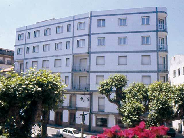 La Noyesa Hotel