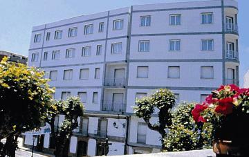 La Noyesa Hotel