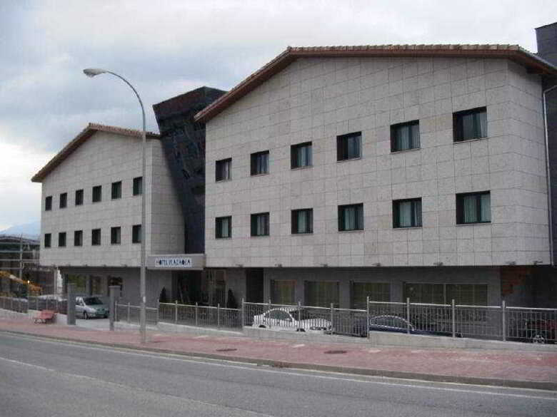Hotel Plazaola
