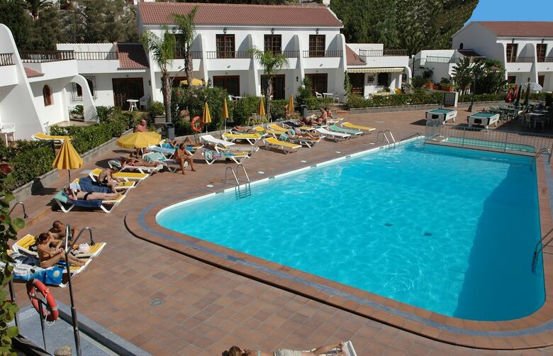 Apartamentos Bungalows Grimanesa