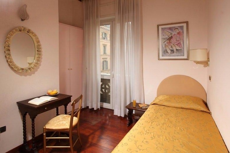 Angel Hotel