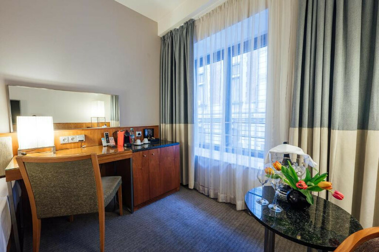 Peakture Hotel