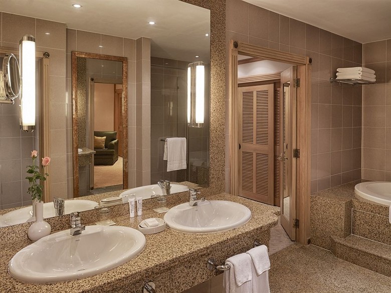 Hotel Hilton Hanoi Opera