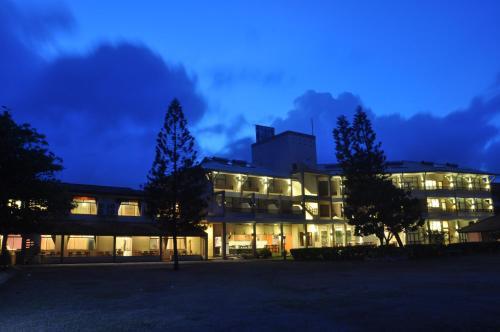 Hotel Laya Beach