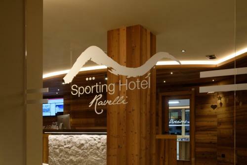 Hotel Sporting Ravelli