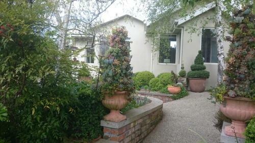Apartamentos Topiary Haven