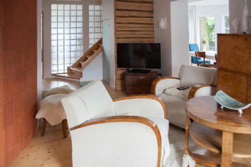 Allika Holiday House