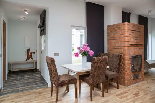Allika Holiday House