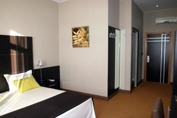 Tana Hotel