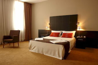 Tana Hotel