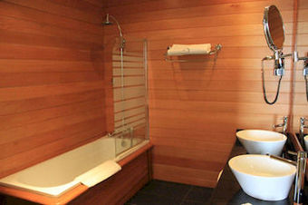 Tana Hotel