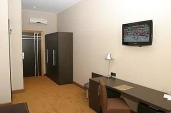 Tana Hotel