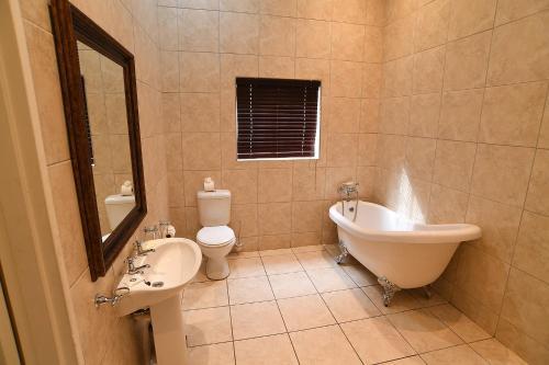 Halfway House Hotel
