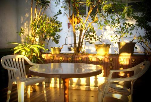 Hostal Golden Bridge