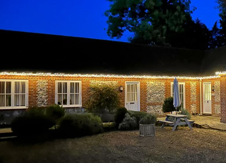 Apartamentos Stonehenge Cottages