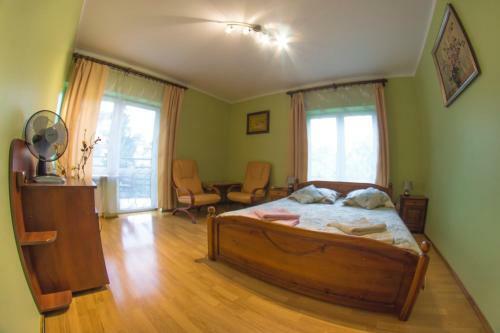 Hostal Pensjonat Przy B?oniach