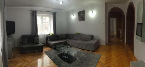 Hostal Pensjonat Przy B?oniach