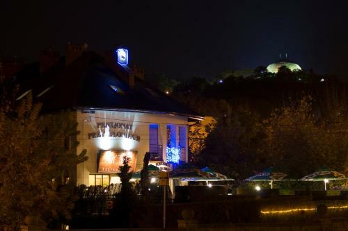 Hostal Pensjonat Przy B?oniach