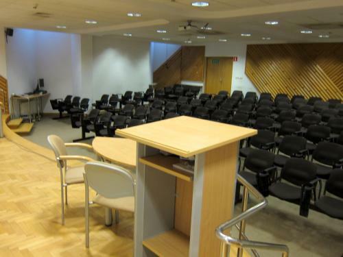 Hostal Centrum Konferencyjne Ibib Pan