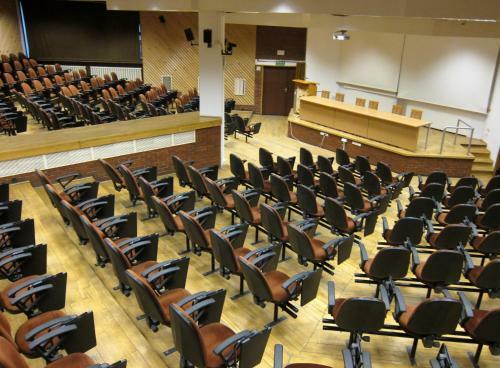 Hostal Centrum Konferencyjne Ibib Pan