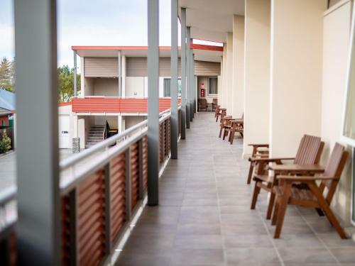 Riverstone Motel