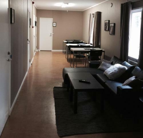 Stf Hostel L�rbro/grannen