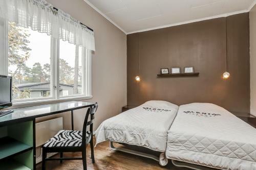 Stf Hostel L�rbro/grannen